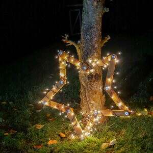 Weihnachtsstern aus Altholz